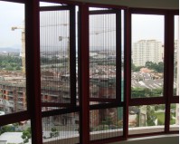 Fold Type Screen